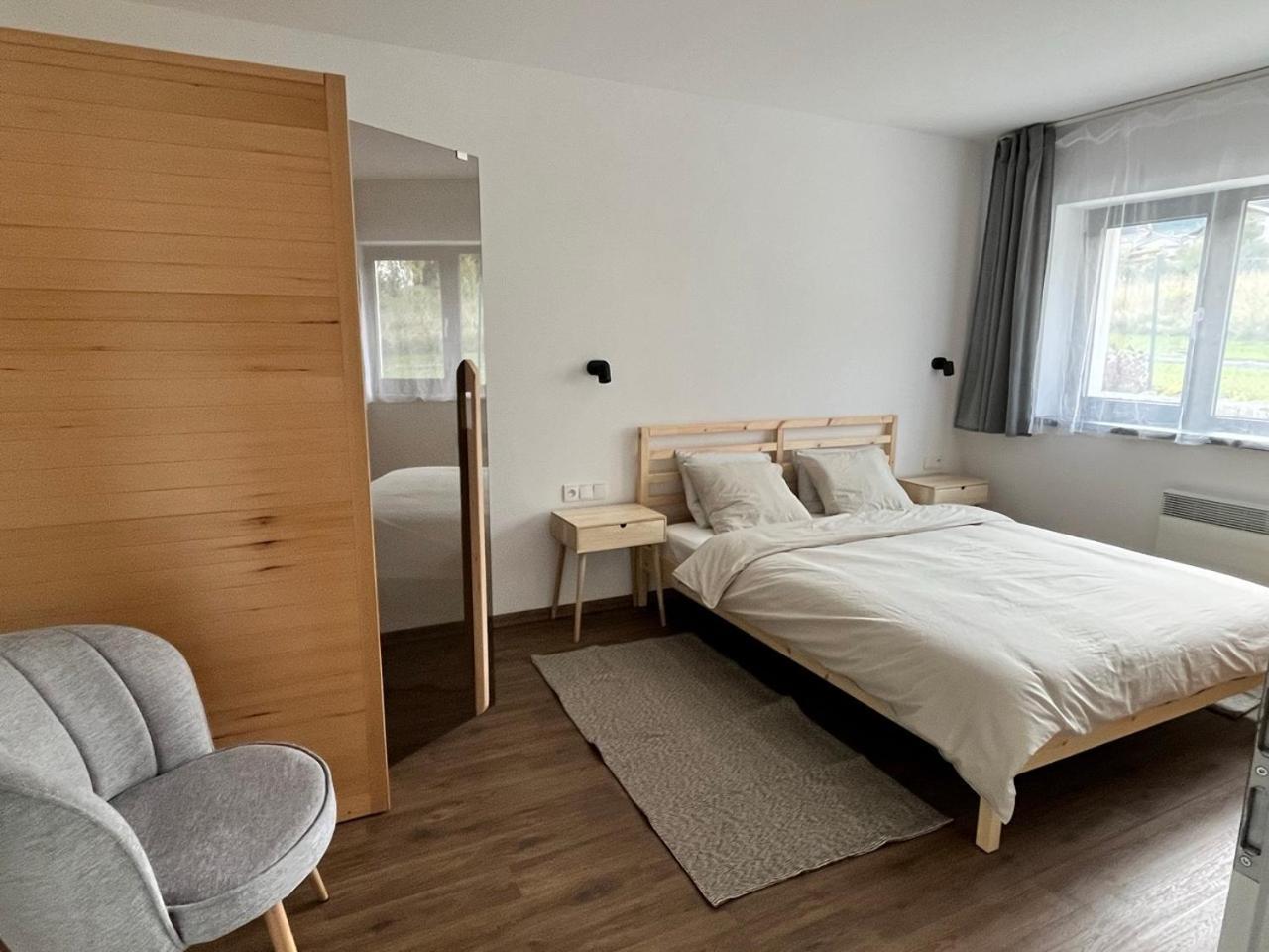 Sanky Apartmany Reichenberg Exterior foto